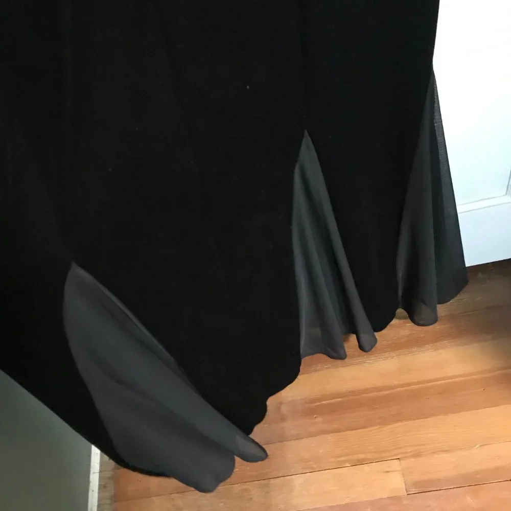 Black Floor Length Prom/Formal Gown Size 14 - Picture 3 of 3